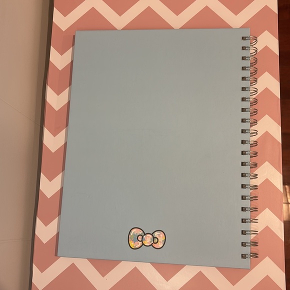 Hello Kitty Special Collection Notebook - Picture 5 of 5